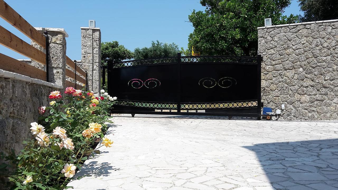 Achillion Luxury Corfu Villa & Suites Pérama Kültér fotó